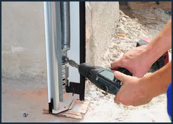 Garage Doors Store Repairs Needham, MA 781-488-5040 - cont-gdr-door-spring-08m