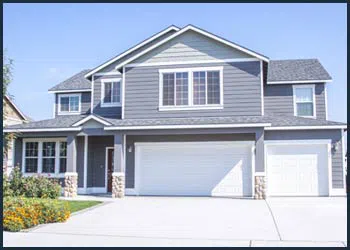 Garage Doors Store Repairs Needham, MA 781-488-5040 - cont-gdr-residential-08m